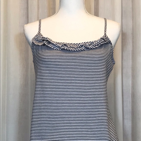 Talbots top 💙 - Picture 3 of 5